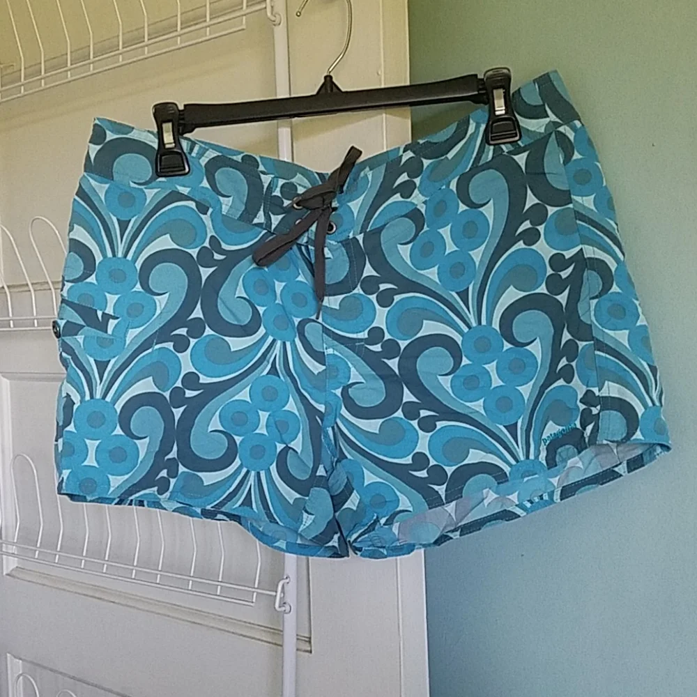 Patagonia Shorts Wavefarer Active Swim Beach